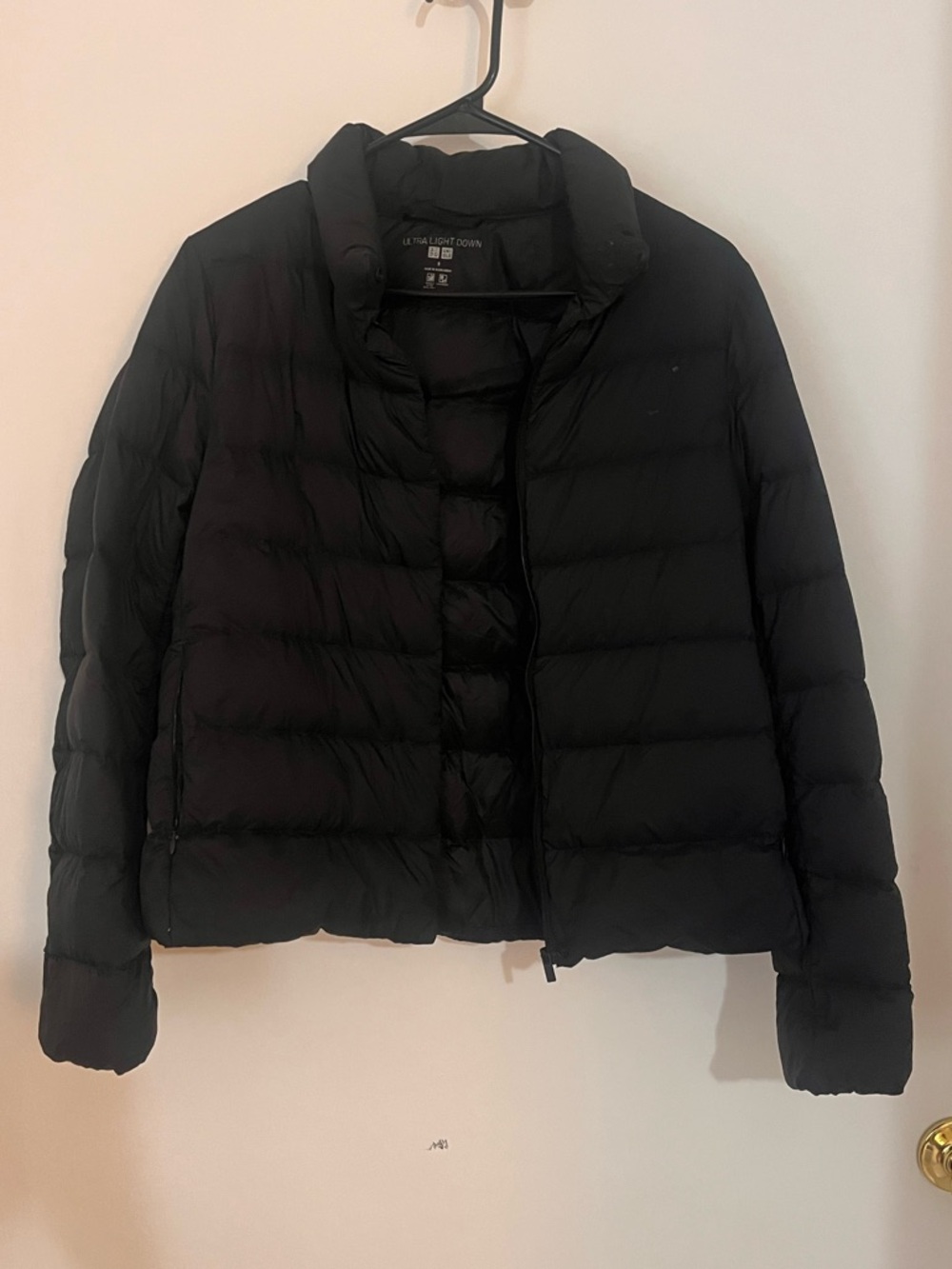Uniqlo women’s Ultra Light Down Jacket – Black, Size S | Lightweight Puffer